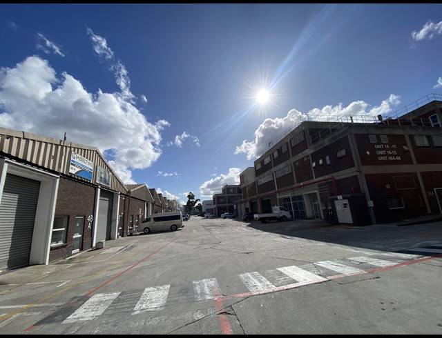 791M² INDUSTRIAL YARD TO LET IN BELLVILLE SOUTH